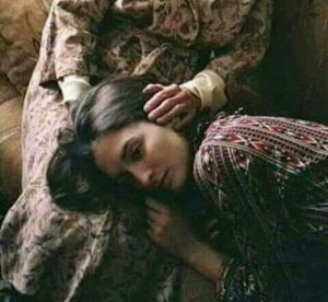 دلتنگ مادرم هستم